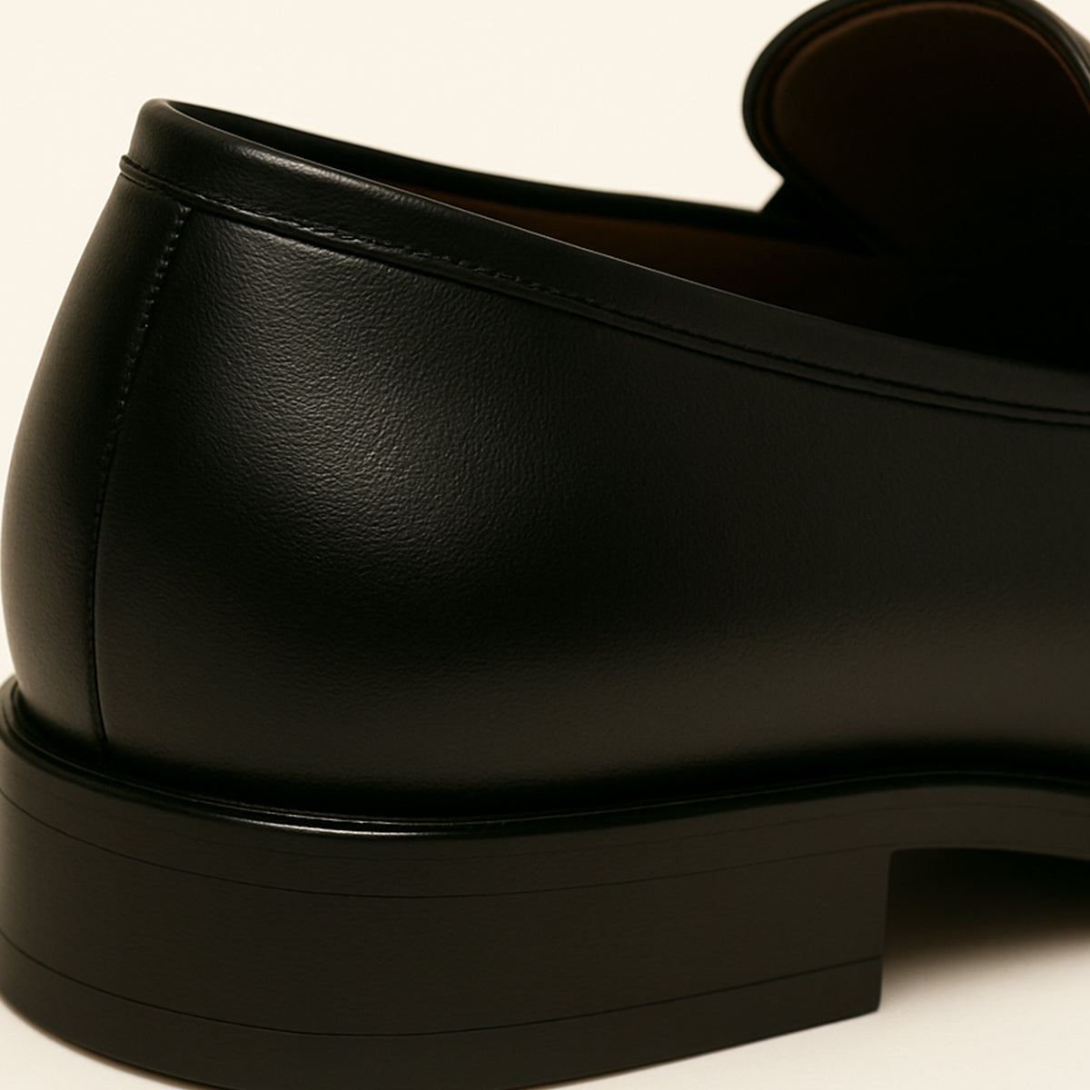 Elegant Men's Leather Loafers for Comfort and Style
